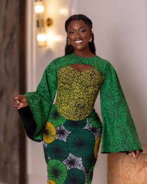 Linda Osifo Instagram - Imagine you could not imagine…🤔😁
life would not be fun at all😆. Today is another good day to crush on the LAO brand. #WCW 🥰
#outfit by @_stitchesbyaisy_
#TheDevilsAdvocate showing on #Youtube
#LindaOsifo @lindaosifocircle