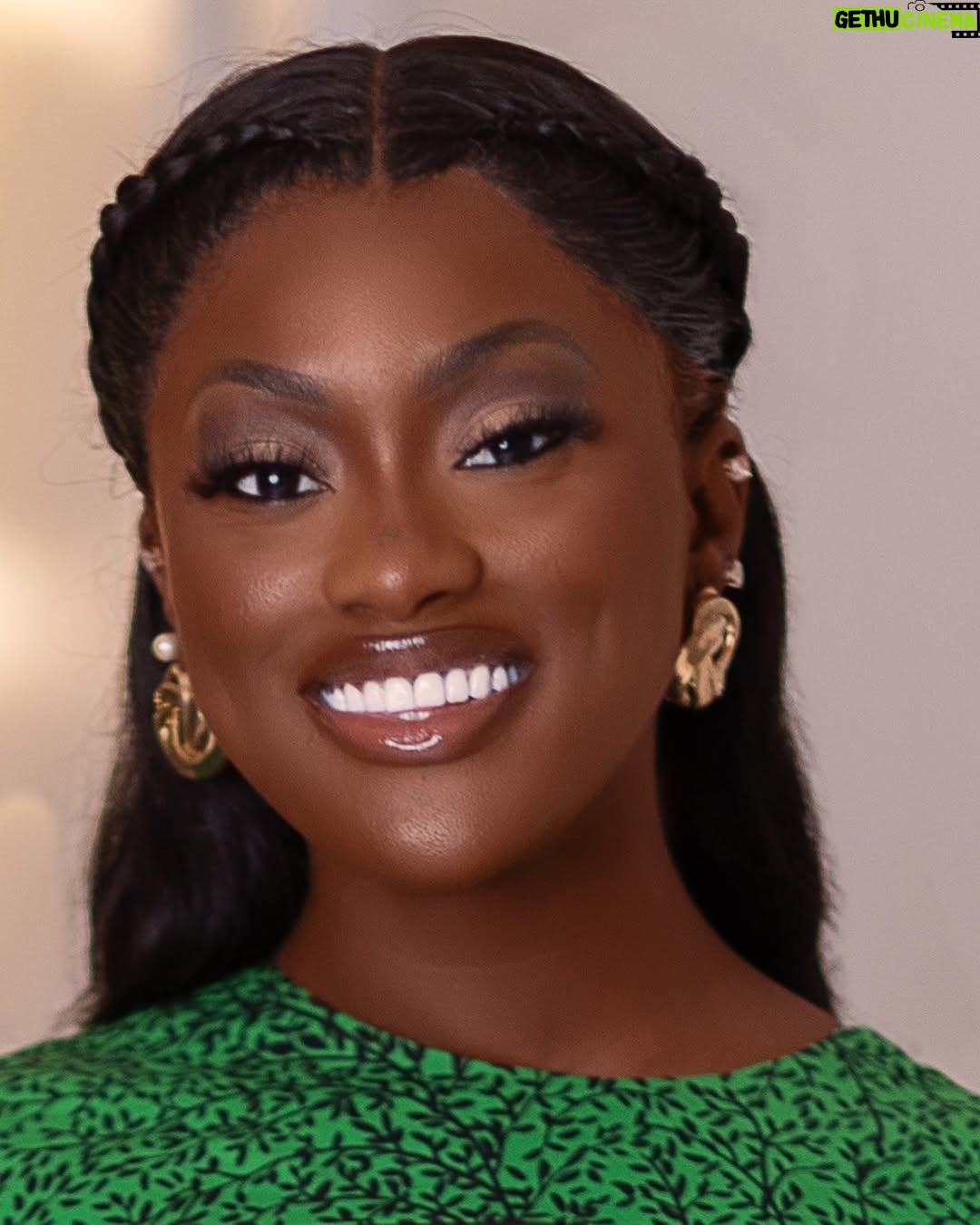 Linda Osifo - 23.8K Likes - Imagine you could not imagine…🤔😁 
life would not be fun at all😆. Today is another good day to crush on the LAO brand. #WCW 🥰

#outfit by @_stitchesbyaisy_ 
#TheDevilsAdvocate showing on #Youtube 
#LindaOsifo @lindaosifocircle