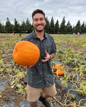 Lindsley Register Instagram - 🎃ctober