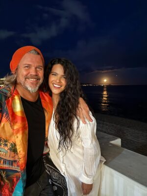 Litzy Instagram - Noche de Luna Lobo 🌕 

desde @pescaditobreak