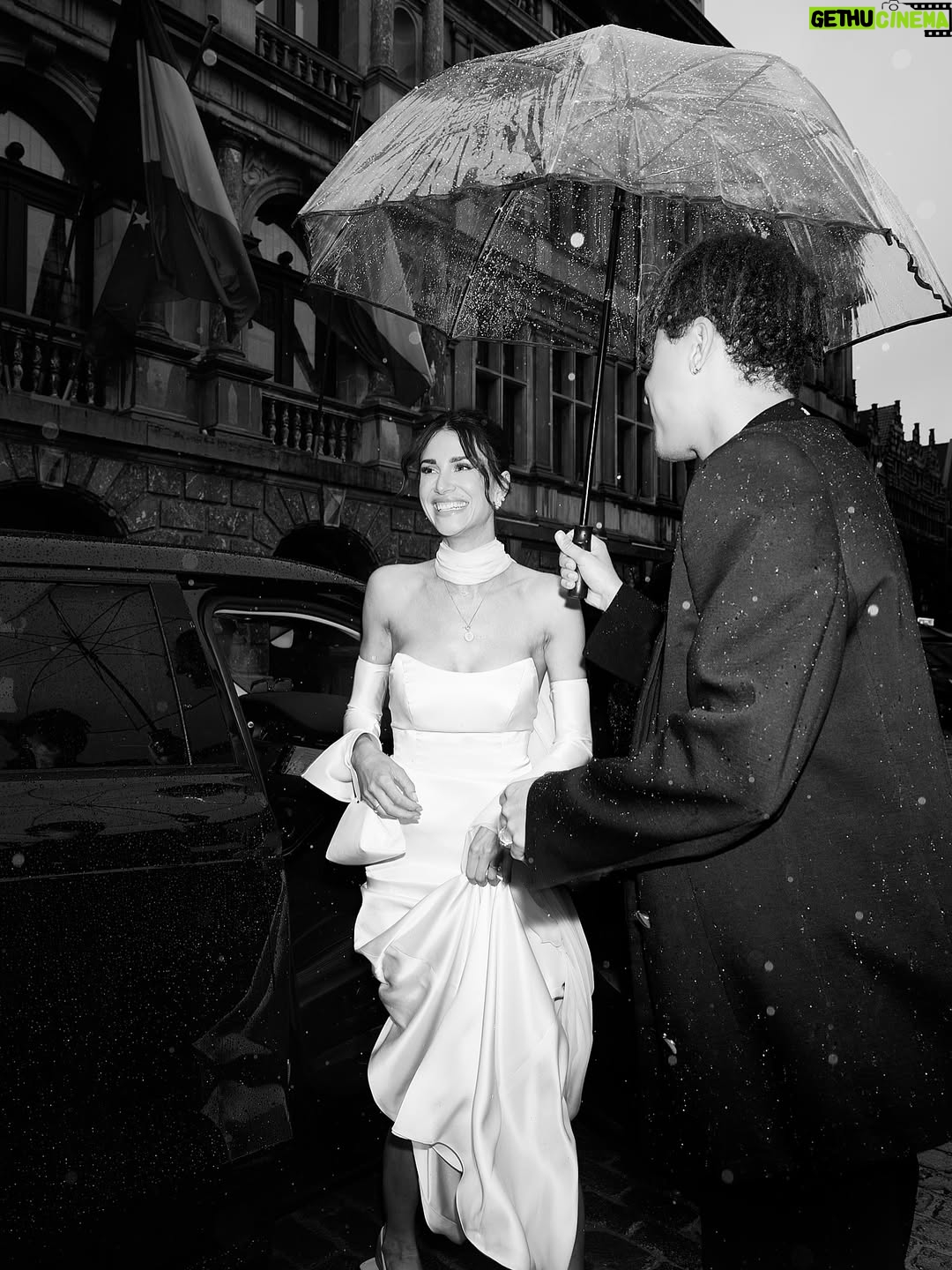Lize Feryn - 56K Likes - Getrouwd met de man van mijn dromen ♥️

25-10-25 ~ CIVIL WEDDING 

📷 @vincentandfelicia ♡