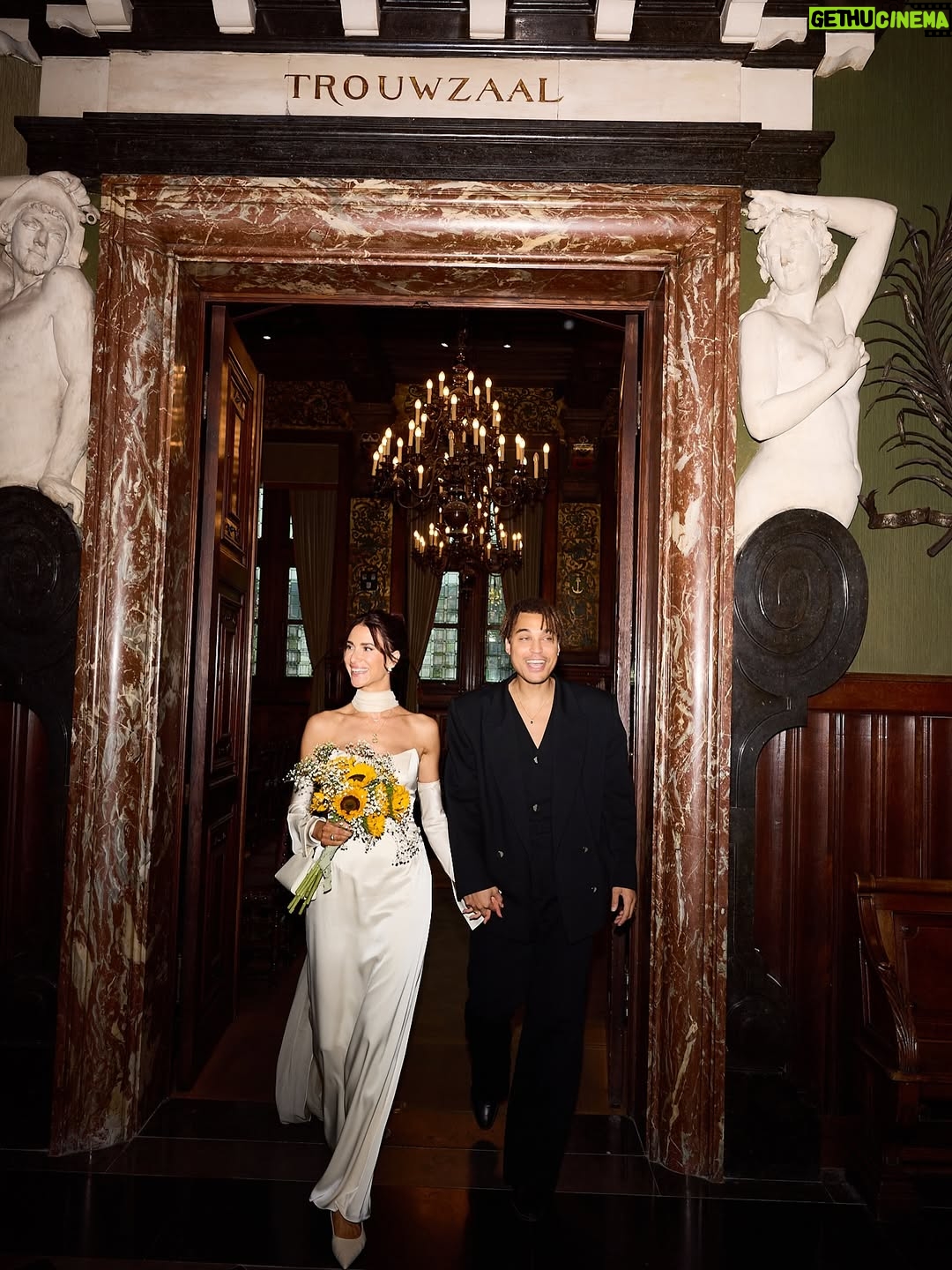 Lize Feryn - 56K Likes - Getrouwd met de man van mijn dromen ♥️

25-10-25 ~ CIVIL WEDDING 

📷 @vincentandfelicia ♡