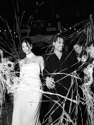 Lize Feryn Instagram - Getrouwd met de man van mijn dromen ♥️

25-10-25 ~ CIVIL WEDDING 

📷 @vincentandfelicia ♡