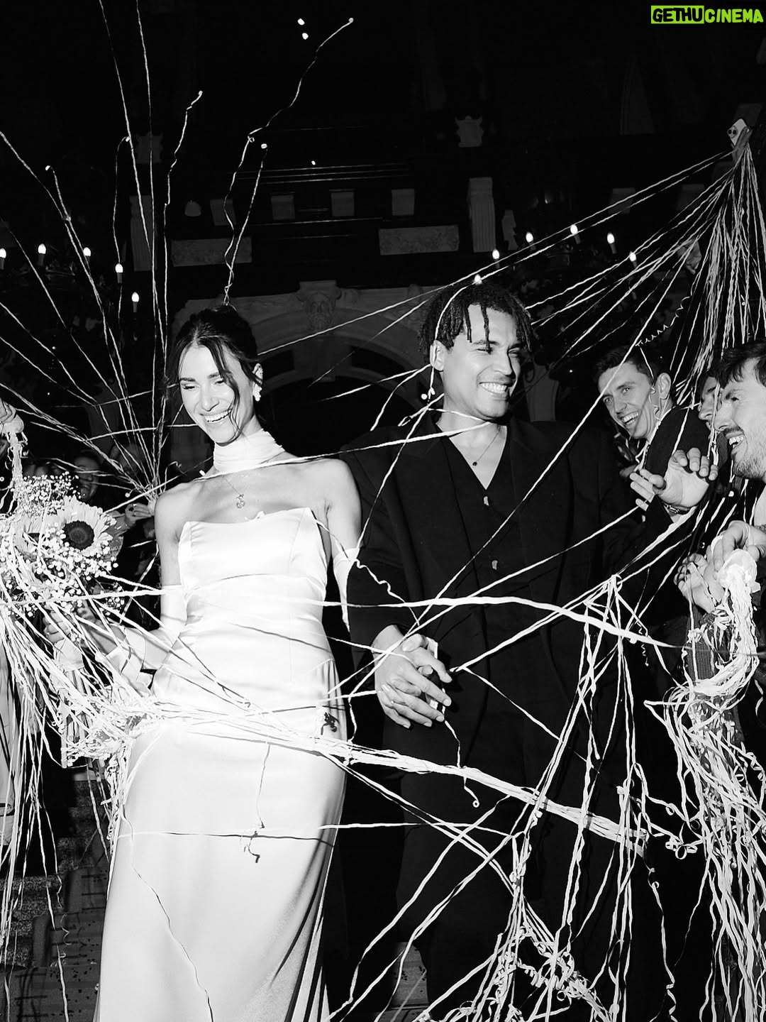 Lize Feryn - 56K Likes - Getrouwd met de man van mijn dromen ♥️

25-10-25 ~ CIVIL WEDDING 

📷 @vincentandfelicia ♡