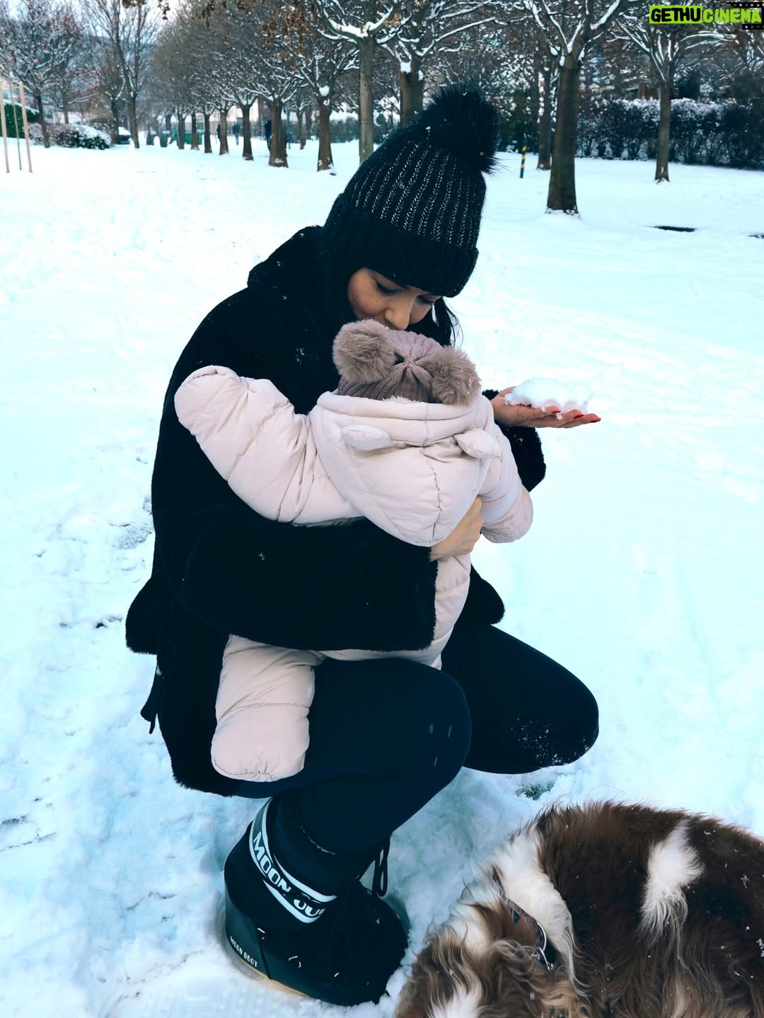 Lola - 2.2K Likes - Az első hó❄️❤️