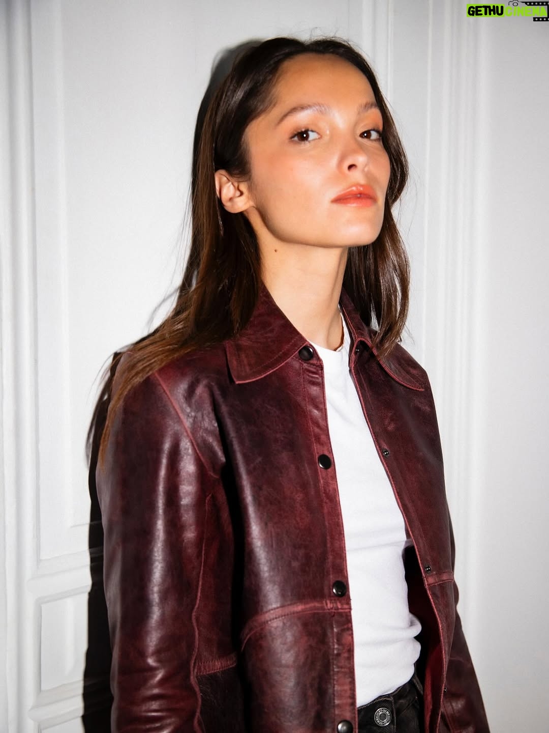 Lola Le Lann - 3K Likes - Photo @nmerchadier pour @numeromagazine 
Promo du film « Le Domaine » dernière semaine en salles.