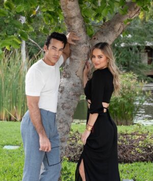 Lola Ponce Instagram - ❤️‍🔥🇲🇽 Mérida & el Amor…
Siempre de novios… @aarondiaz 
Gracias @hacienda.xcanatun y en especial a nuestro súper amigo & best Anfitrión @alfredorenterialv 💫 por estos días mágicos…