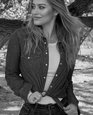 Lola Ponce Instagram - ❤️‍🔥 𝙻𝚘𝚟𝚎... 2026! 💫🤠🥂