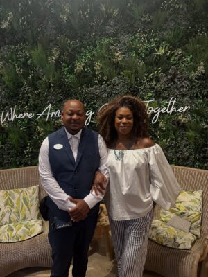 Lorraine Toussaint Instagram - So much sunshine, laughter, and love. Thank you, Sandals Curaçao, for the dream vacation I didn’t want to end 🌺
