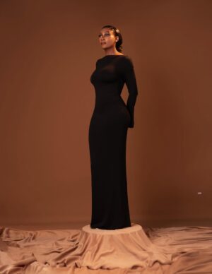 Lota Chukwu Instagram - Happy birthday Lota’m, TSO.
Thank you God… for it all, and then some.
Beauty village :
📸 @oluwa_pixels
💄 @karensglam_
💇🏽♀️ @styledbycee_c
🌹 @thelmzflowershop