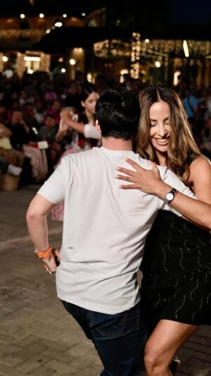 Lourdes Sánchez Instagram - Así vivimos la primera Retreta Chamamecera en @launidadcorrientes, en el marco de la 35ª Fiesta Nacional del Chamamé. 🪗