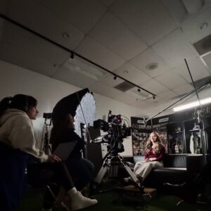 Luciana Faulhaber Instagram - Thrilled to share Fueling Giants drops 10/17 on @togethxr @youtube channel!
Thank you @chefmorghan @emslie_22 and @carsandittman who shared their stories of passion and resilience.
Special thank you: @cammbg @legends @tom.howe_music @weareangelcity @beckmediamarketing @tbeckistan @randysinq @ctalby @_becine_ @cinelease @baylorwbb and my incredible full female crew.
This was a team effort and the village showed up full force to make it happen.
Now let’s do it again! 🎬