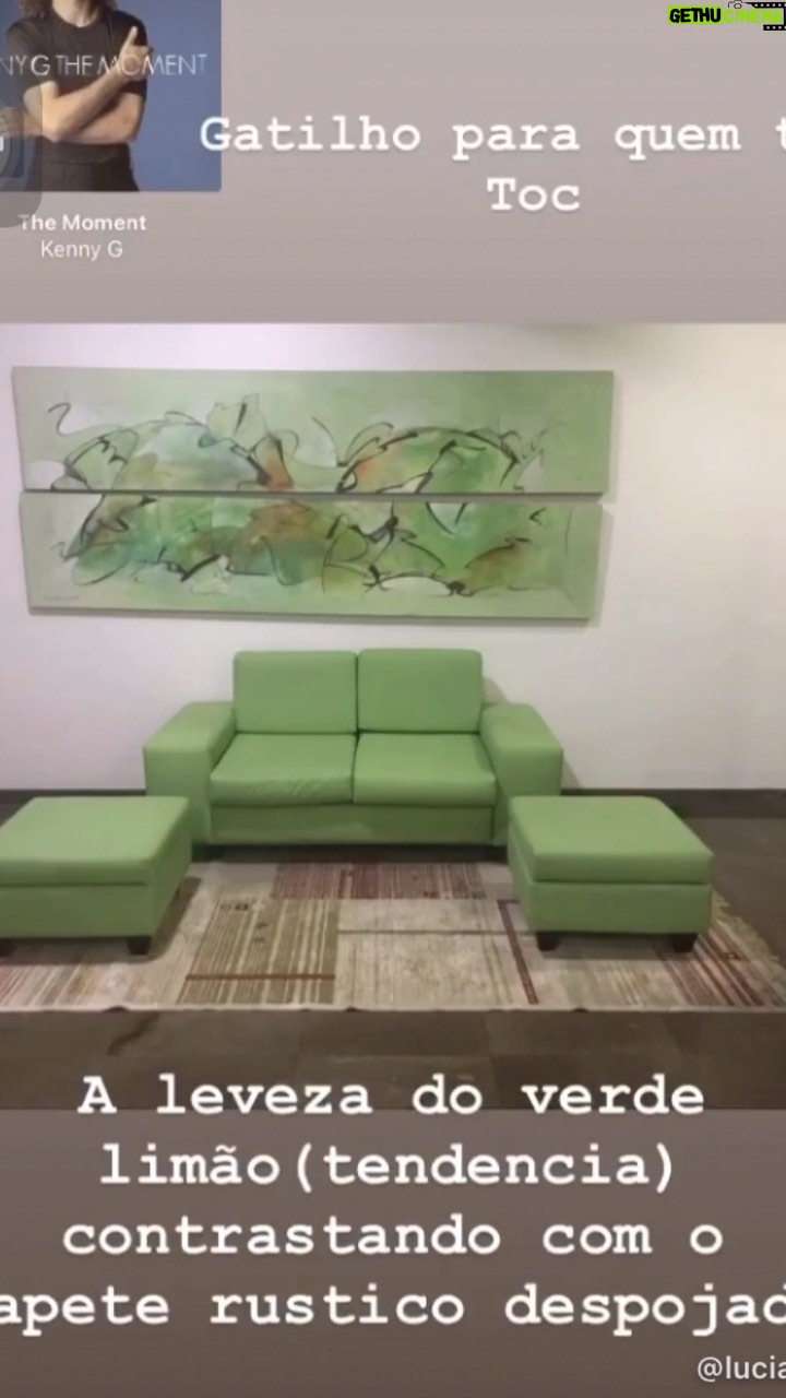 Luciana Paes - 10.1K Likes - Sei q estamos com muitas prioridades para debater. Mas gostaria de colocar mais uma prioridade em pauta. A discriminação que a arte condominal vulgarmente conhecida como “decoração de prédios” tem sofrido.  Acho bom pensarmos sobre isso, porque essa forma de arte parece que veio para ficar. #maisdecoraçao #milicianart #romerobrito #verdelabasque #condominio #arquiteturadeinteriores #artecontemporanea #curadoradecondominio
#kennyGdeixatudosofisticado