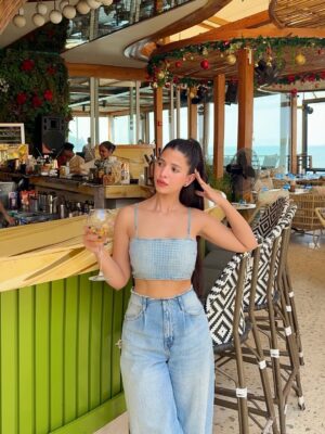 Luckii Instagram - Back in North Goa and I finally visited my favourite cafe again @kikigoaofficial 🌴🥂
This place is always filled with the best vibes, delicious food and that dreamy view 🌊
Had such an amazing time here today!
.
.
#goa #goacafe #northgoa