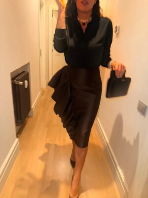 Luisa Ranieri Instagram - About Yesterday

Thanks to: @bvlgari | @rochasofficial | @gianvitorossi #Adv

Styling by: @gloriaripamonti | @domenicaricciardi | @nikipinna | @whynotmodels | @mauracantatore

@romacinemafest  #RoFF20
