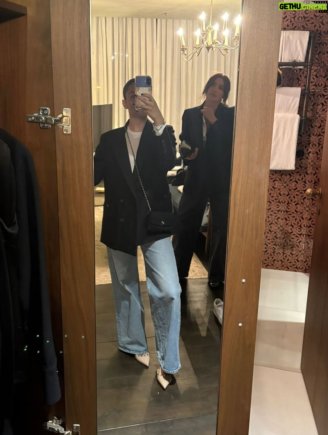Luisa Ranieri - 9.5K Likes - 24 h with @emmaa.zingaretti @ferzanozpetek in Istanbul.  styling  by: @gloriaripamonti