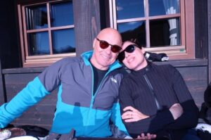 Luisa Ranieri Instagram - buon fine anno a tutti dalla zingaretti family💕🍾⛷️. @lucazingarettiofficial @emmazingaretti_