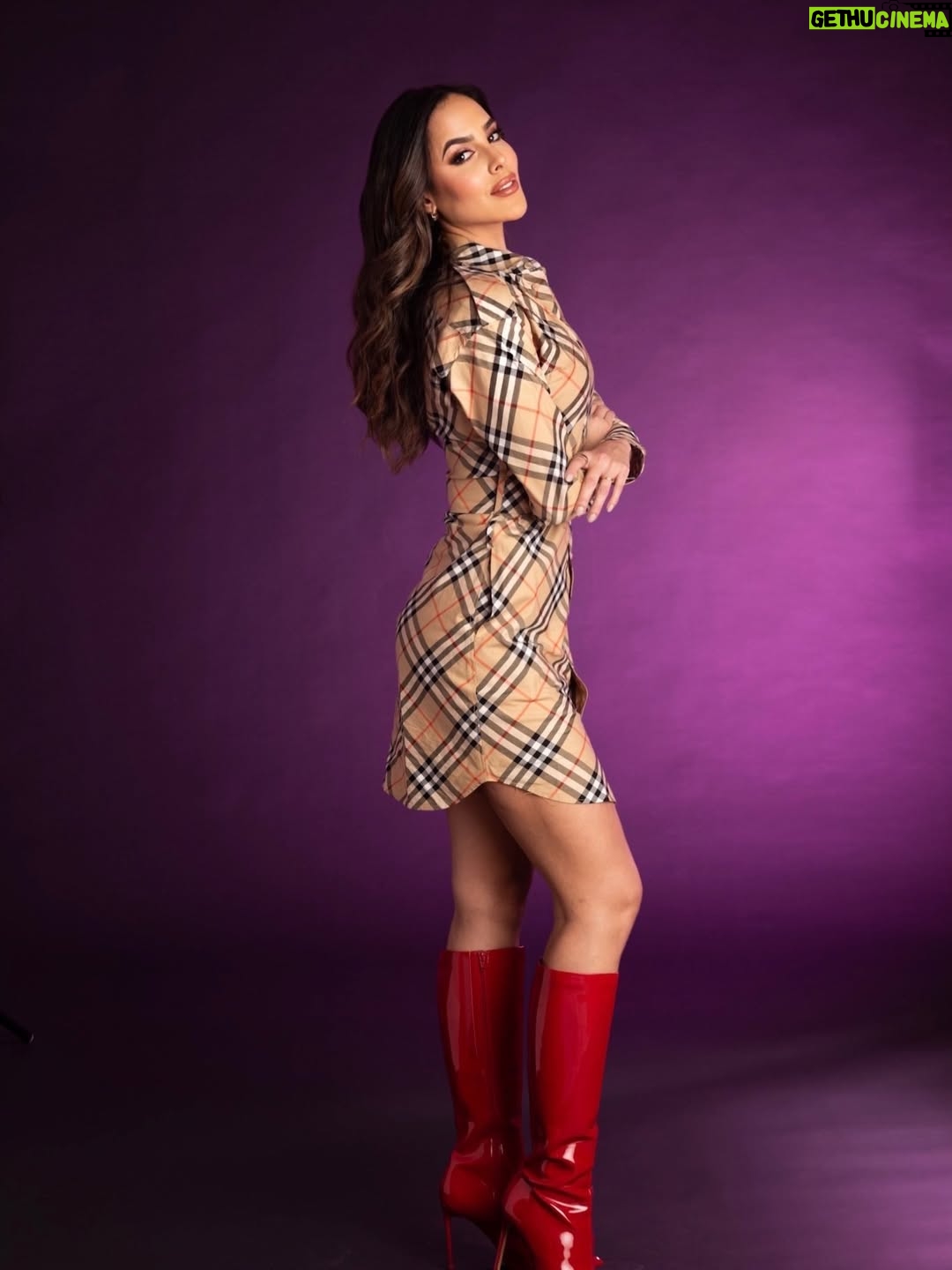 Luiseth Materán - 2.2K Likes - Nuevas metas, energía alineada.✨💕🙏🏻
En la dirección correcta. 🤩

📷: @lacomunacreativamx