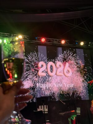 Luiseth Materán Instagram - Feliz año mis amores, que este sea un año lleno de metas y sueños cumplidos ✨🤍
-
#hᴀᴘᴘʏnᴇᴡyᴇᴀʀ2026 #lamateran