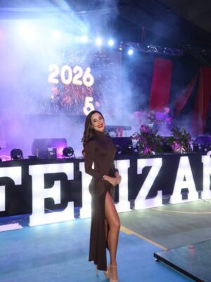 Luiseth Materán Instagram - Feliz año mis amores, que este sea un año lleno de metas y sueños cumplidos ✨🤍
-
#hᴀᴘᴘʏnᴇᴡyᴇᴀʀ2026 #lamateran