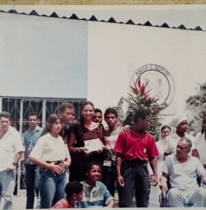 Luíza Brunet Instagram - “34 anos se passaram após o falecimento de Santa Dulce e sua obra continua crescendo, evoluindo, firme no seu proposito de Amar e Servir.

O legado deixando pela Santa Irma Dulce ,acolhido por “Maria Rita”que continua com seu empenho e dedicação tornando possível , atendimento de pessoas vulneráveis e pobres. 
Hoje um hospital referencia em Salvador Bahia. Maria Rita “

No Ano de 1991 .
Fui fazer trabalho voluntario no hospital da Santa Irmã Dulce .
Lembro de conhecer Santa Dulce no final ainda debilitada,deitada em uma cama. 
O amor e compaixao saltava dos seus olhos e fui muito significativo para mim. 
Ali,aprendi e senti que podemos e devemos  cuidar,amar e conectar pessoas. 
O ativismo existe dentro de nós e devemos manter essa chama viva. 
Jámais ,saberemos se nós, não estaremos nesté lugar de vulnerabilidade,e vamos precisar de alguém,que nos acolha com amor e compaixao.
Porque toda a nossa vivencia,pode ser um exemplo para nós, no futuro. 
Vivemos tempos difíceis e precisamos ter muita atenção. 
Que os corações sofridas por dores
existenciais ,possa ter conforto. 

Maria Rita , muito obrigada, por tudo ♥️

Ainda estou revendo fatos e fotos da minha historia…
