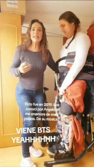 Luly Bossa Instagram - Viene @bts.bighitofficial Yeahhhhhh. Este video lo grabé con Angelo en 2019. La música está desde el principio pero por derechos de autor tocó ponerle encima la misma canción. Lo que les digo es que si se están comiendo un cable levántese a bailar con nosotros. @angelobossa1 los encontró y me pidió que bailara ese día con el está canción. Así que me enamoré de los chicos y su música.Son inspiracionales, su música es de salud mental y eso sí que es necesario en estos días. #Army4ever.