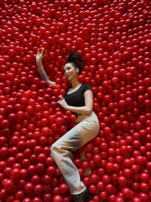 Lyndon Smith Instagram - Bobbing for Lyndon 🍎