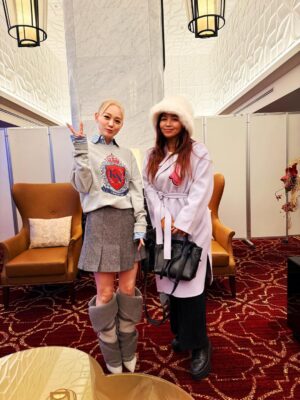 MINMI Instagram - カナヤンのクリスマスコンサート　christmasmagic
最高！　歌も生がめっちゃ良くて最高過ぎた
アンコール真冬のオリオンは
沢山のファンの方のリクエストで
セトリに入ったとか...
とっても嬉しい🫶😌
いっぱい聴いてくれてる方ありがとうございます

またステージで一緒に歌える時が来ますように🎄make a wish ❤️🎄🙏✨🎅