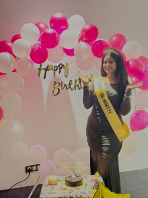 Maahi Gouthami Instagram - Happy from the heart🥰 
Thankyou so much guys for all your efforts and also for the cutest surprise😍🤩… @neelima_sparkle @swetha_reddy06 @vassu7788 
My heart was too heavy to take the present🥺 @swetha_reddy06 but I know how much effort you put on to see me happy and I’m overwhelmed with all that you’ve done ra🥹 thankyou once again ra chelliii💕 
And 
I love you all🫶🏻❤️ 
Forever greatful😇😊
.
PS: struggle to get the perfect picture😉 (swipe >> to see the video)
.
.
#maahigouthami #bff #birthday2k25