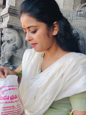 Maahi Gouthami Instagram - Visited the serene Lakshmi Narasimha Swamy temple on my special day and received the Lord’s blessings with gratitude 🙏❤️ Wishing everyone a blessed year ahead💕#lakshminarasimhaswamy #birthdayvibes #gratitude