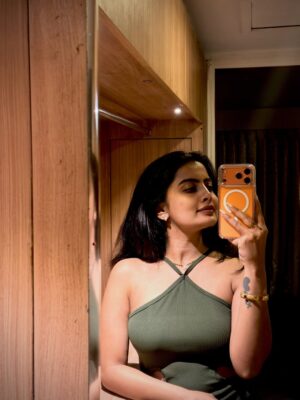Madhu Gowda Instagram - ಇರಬೇಕು 🫶🏻💞🧿 #nidhu