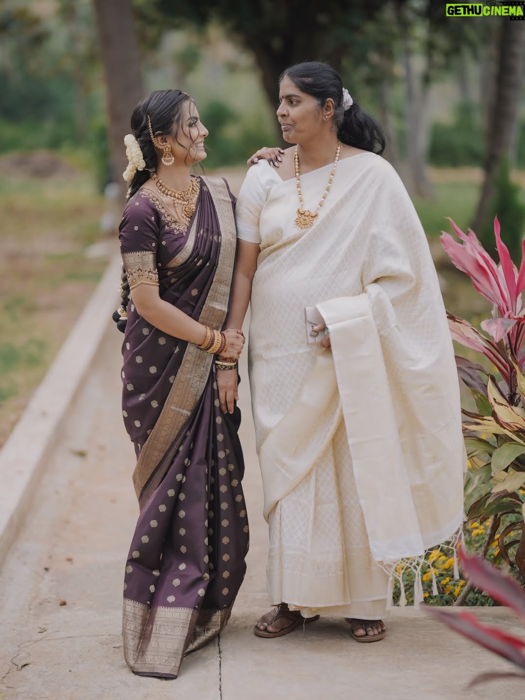 Madhu Gowda - 174.2K Likes - ಲಾಲಿ ಲಾಲಿ 🫶🏻🧿 #madhugowda