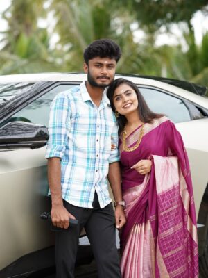 Madhu Gowda Instagram - ಈ ಬದುಕು ಎಷ್ಟು ಸುಂದರ 💞🥹 #nidhuvastra 
Saree: @nidhu_vastra 
Blouse: @styleandsleek_boutique