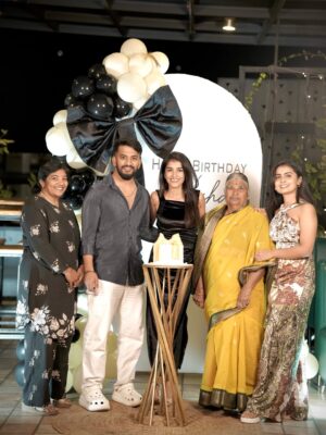Madhu Gowda Instagram - Have a birthday that’s every bit as beautiful as your are .🤍🤌🏻😚 #birthday
Events: @kk_events_mysuru