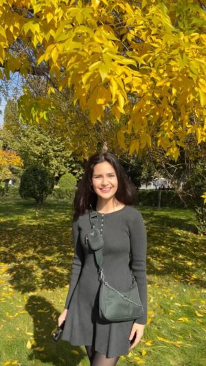 Madiha Imam Instagram - I just had to 🍂