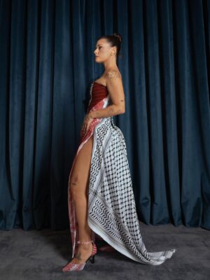 Mafalda Luís de Castro Instagram - ❤️🖤💚🤍
Styling: @aledacostaoeste 
Dress: @golpe.store 
Makeup: @danielainacio.mua 
Hair: @mrmatt.hair @z_vegan_hair_concept 
Nail Artist: @geisacoelho.nails 
Jewls: @golpe.store 
Grills: @marylouispt 
Photo: @joannacorreia_ 

@hitmanagement @mais.que.uma