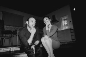 Magdalena Boczarska Instagram - Ostatni spektakl „Słoneczna Linia” w tym roku uchwycony okiem @aleksandralapiejko 📸
Dziękuję Wam za wszyskie wspólnie wieczory spędzone w @teatrpolonia ❤️

Najbliższe spektakle dostępne w sprzedaży:
21,22 lutego 19:00
23,24,25 marca  19:00

Do zobaczenia! 🎭