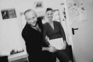Magdalena Boczarska Instagram - Ostatni spektakl „Słoneczna Linia” w tym roku uchwycony okiem @aleksandralapiejko 📸
Dziękuję Wam za wszyskie wspólnie wieczory spędzone w @teatrpolonia ❤️

Najbliższe spektakle dostępne w sprzedaży:
21,22 lutego 19:00
23,24,25 marca  19:00

Do zobaczenia! 🎭