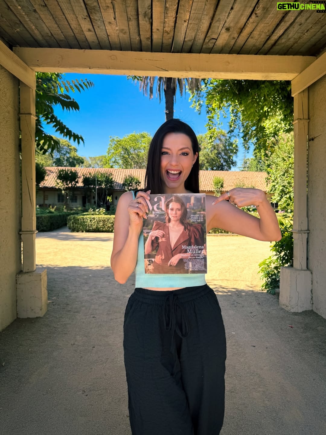 Magdalena Müller - 30.4K Likes - 20 años de carrera 🤩 @revista_ya 
Wow como ha pasado el tiempo… que intenso y hermoso camino, gracias por su cariño y compañía siempre 🥰!

MakeUp & Hair: @claugarin_makeup @melaniekohlitz.makeup 💖
Fotos: @sergio.a.lopez 🔥
Ropa: @neutro_official 😏
Entrevista: @salinastoledo