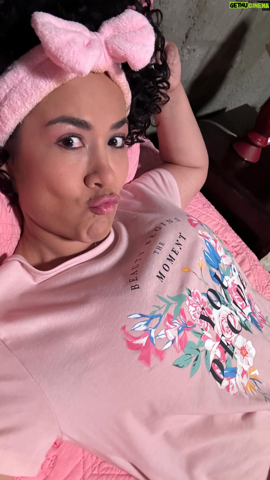 Magdyel Ugaz - 13.9K Likes - Te amaré por siempre mi tere 😍😂💄💋 Etiqueta a tu amiga la salada 🥲🫠😂 

#afhs