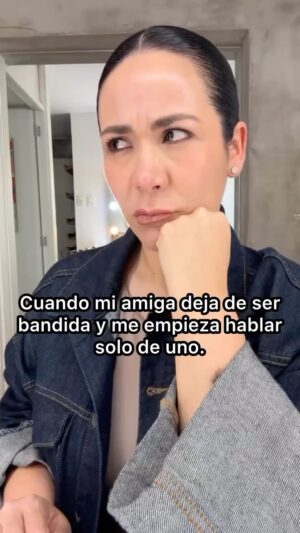 Magdyel Ugaz Instagram - Etiqueta a esa amiga 😂👀