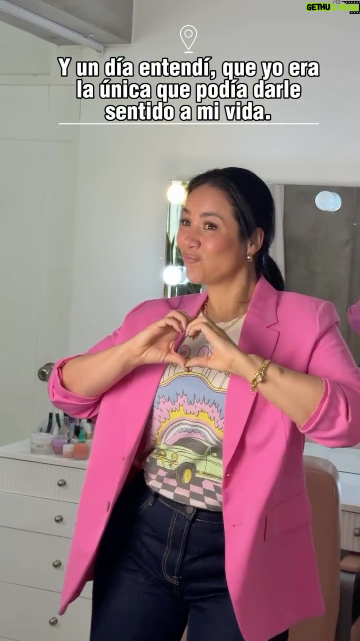 Magdyel Ugaz - 6.4K Likes - De mi : 📩
Para : 💕