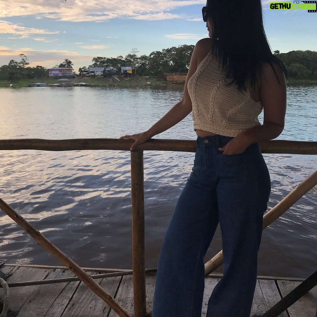 Magdyel Ugaz - 4.7K Likes - ♥️“Perú, mi tierra , gracias por enseñarme a resistir, a soñar y a amar con el corazón abierto
Honro TU FUERZA , TU HISTORIA … 🇵🇪
Feliz 28 ♥️♥️♥️