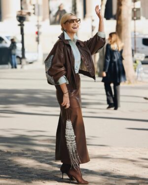 Małgorzata Kożuchowska Instagram - To nie outfit. To nastrój 🤎
a Ty? W jakim nastroju dzisiaj jesteś?
#fashion #walk #autumn #actress