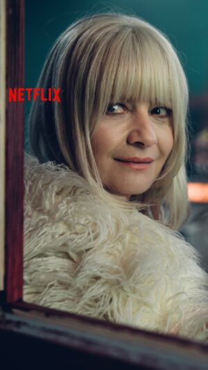 Małgorzata Kożuchowska Instagram - Nie uwierzysz, kto zostanie nową królową osiedla. „Aniela” wkrótce w Netflixie. #WkrótceWNetflixie