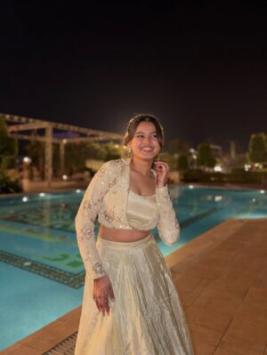 Mahi Singh Instagram - 🪩
.
.
#sangeet #wedding #photo #photoshoot #mahisinghviofficial