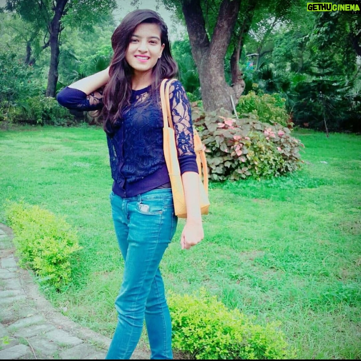 Mahima Seth - 16.9K Likes - 2016/2017 : From wearing FAKE @zara 🤡 to so many different haircuts to doing Stage Plays! Its a life well lived SO FAR🥂 
Yes i’ve had my ups and downs and i don’t share the downs very openly on social media. That’s bad honestly i should be as real as raw with you all as i want to be , its just that the part where one has to be vulnerable has been a difficult path to tread on for me 🤡, but iss carousel mai sirf ups share kiye hai 2016 ke , there were plenty days when i felt left out , when i felt not so pretty , i felt i didn’t belong. I have worked on those emotions i still feel them at times. But its better! Hopefully now onto healing myself more , to becoming the person i want to be. To being the best version of myself 🥂 to that. 
Thankyou for being part of this journey so far and we’ll be together always come what may! 🫶
.
.
#2016 #2017 #throwback