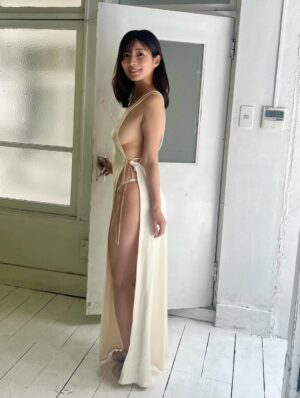 Mai Ishioka Instagram - sabraから石岡真衣デジタル写真集が
発売されました！

すごく綺麗に撮って頂きました🥰
絶対見て欲しい🥺🫶