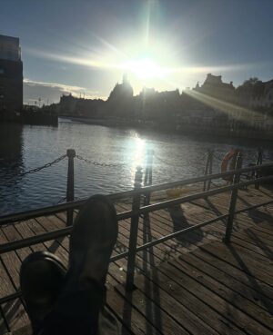 Maja Ostaszewska Instagram - GDAŃSK.
Od wczoraj z @nowy_teatr gramy “Elizabeth Costello” w reż. Krzysztofa Warlikowskiego w ramach #WYBRZERZESZTUKI @teatrwybrzeze Spektakl jeszcze dziś o 18.00 w Hali Expo.
Jutro 27.10 zapraszam na “Sytuację graniczną” w reż @michalzadara @centralateatr Gramy o 18.00 w @ikm_gdansk 
Do zobaczenia!
#Gdańsk #WybrzerzeSztuki @nowy_teatr @teatrwybrzeze @centralateatr @ikm_gdansk