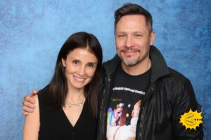 Majandra Delfino Instagram - Un grand merci à Majandra Delfino, Brendan Fehr, Nick Wechsler, Jason Behr et Shriri Appleby pour leur confiance, leur disponibilité et leur gentillesse lors de notre convention #BTS47 à Paris
C'était un plaisir de vous accueillir et de voir vos échanges touchants avec les participants.
//
A big thank you to Majandra Delfino, Brendan Fehr, Nick Wechsler, Jason Behr, and Shiri Appleby for their trust, availability, and kindness during our #BTS47 in Paris convention. It was a pleasure to welcome you and to witness your touching interactions with the attendees.

#roswell #geekncheese #bts47 #paris